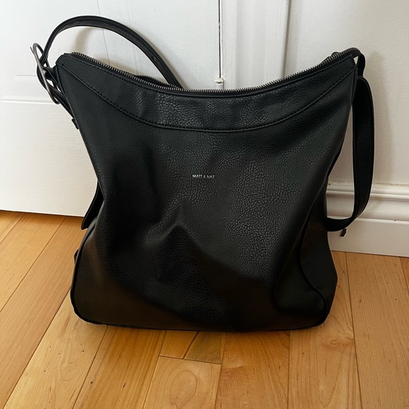 matt + nat black vegan tote bag - Picture 1 of 6